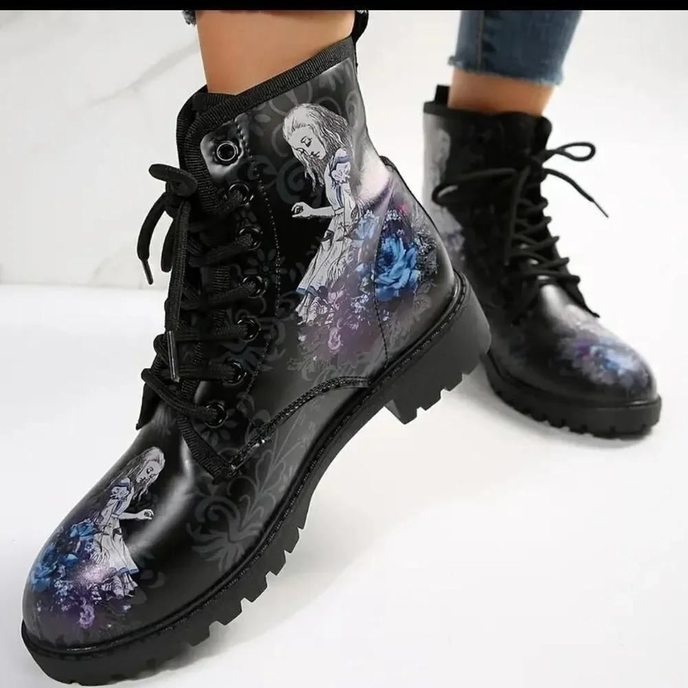 Ladies Retro Combat  Boots 7.5